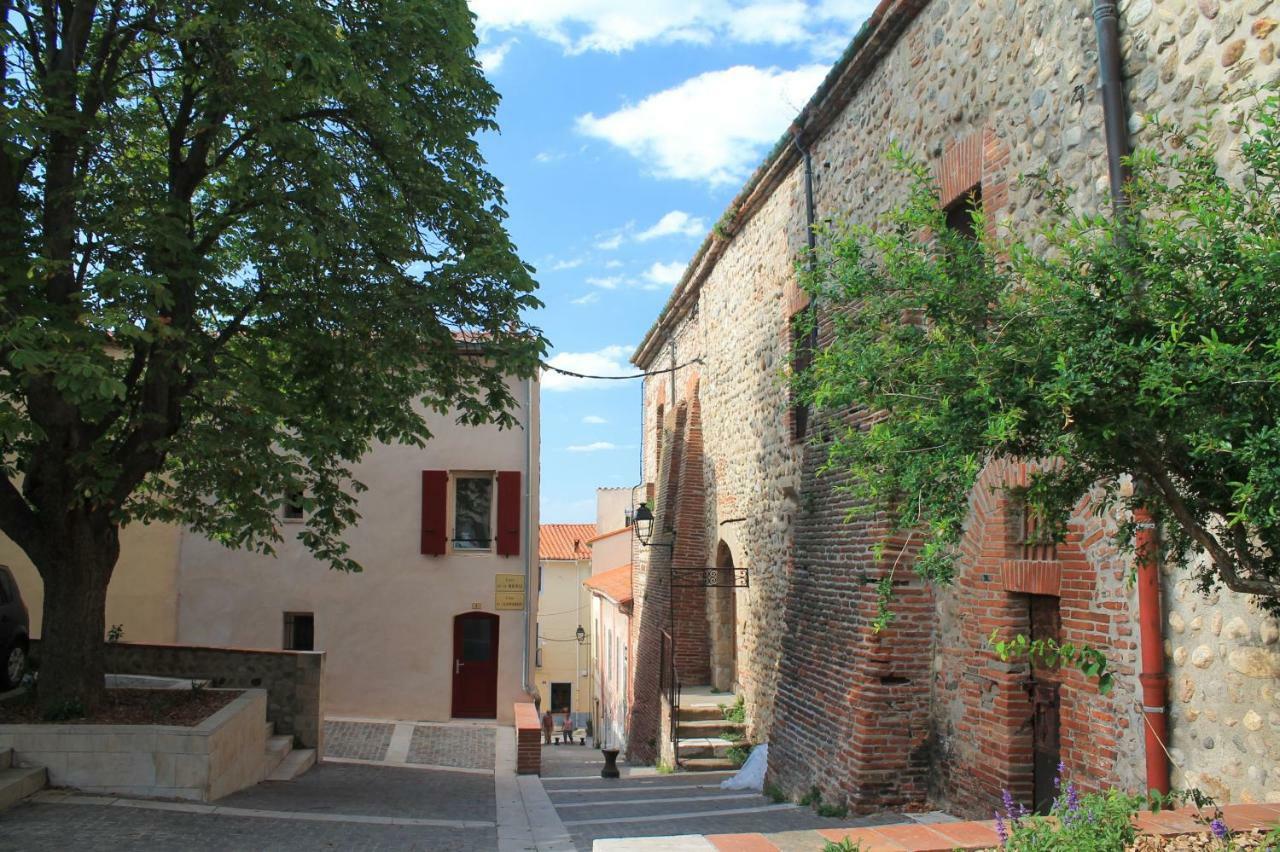 Maison Au Pied De La Cathedrale Elne Exterior photo